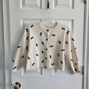 NWOT Alice + Olivia Cropped Wool Blend Daroda Pearl Bow Cardigan